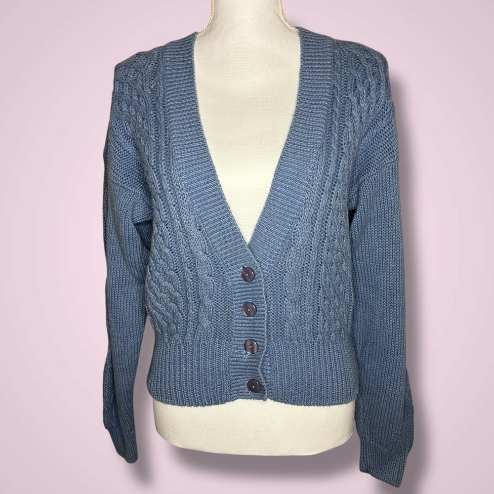 Vintage Blue Chunky Knit Cropped Cardigan Sweater Size Large